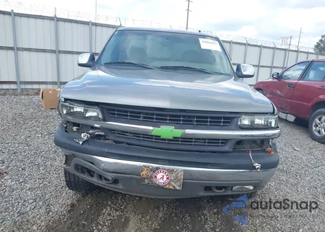 2002 Chevrolet Silverado 1500 Lt z USA, uszkodzony, nr VIN 2GCEK19T521350119
